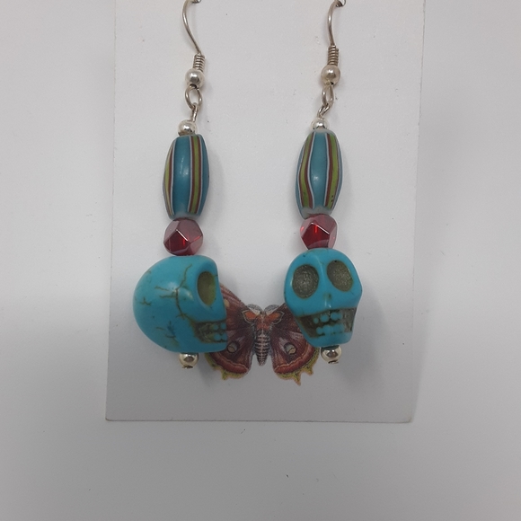 Handmade Skull Earrings With Repurposed Beads - Picture 8 of 8